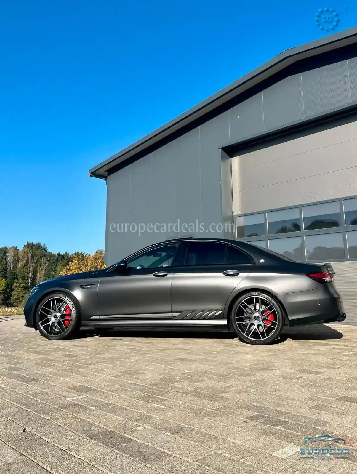 Mercedes-Benz E 63 AMG