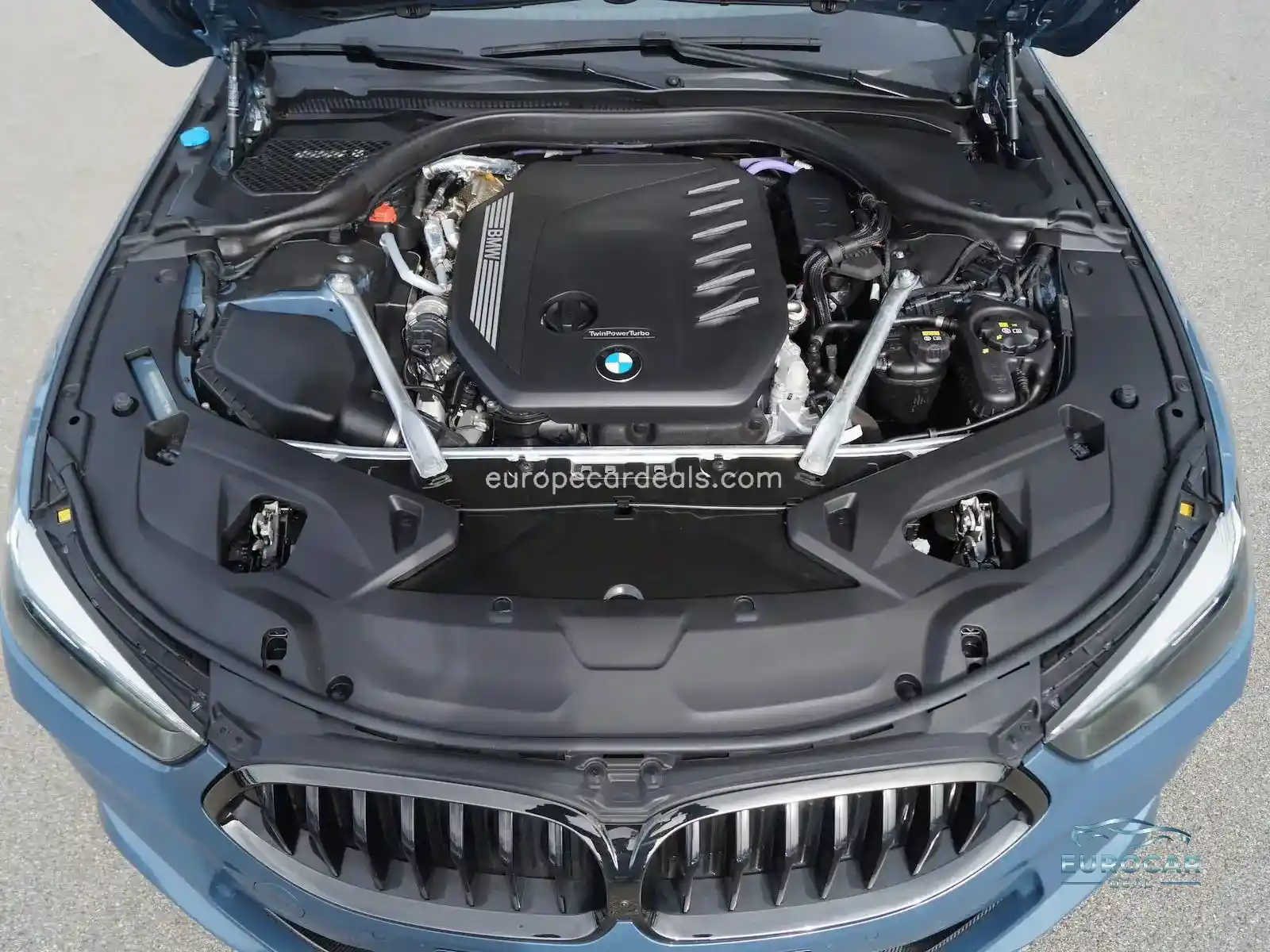 BMW 840