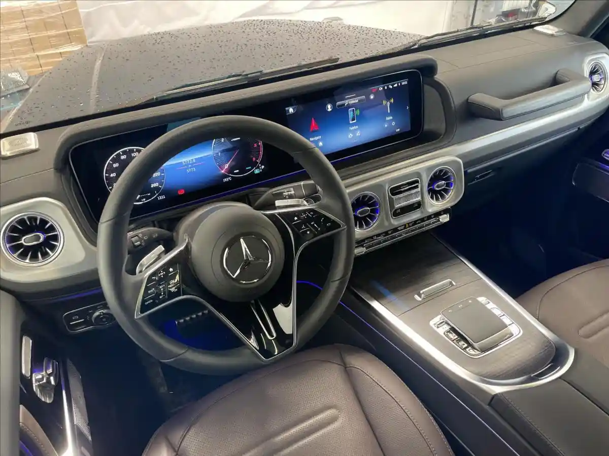 Mercedes-Benz G 450