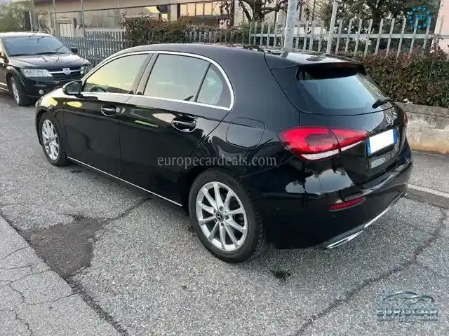 Mercedes-Benz A 180