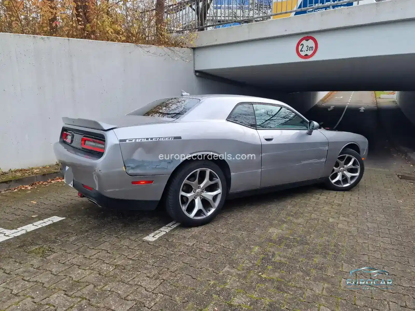 Dodge Challenger