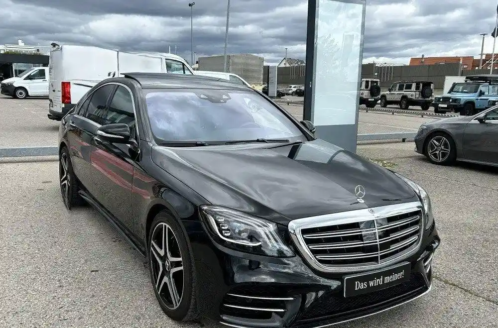 Mercedes-Benz S 400