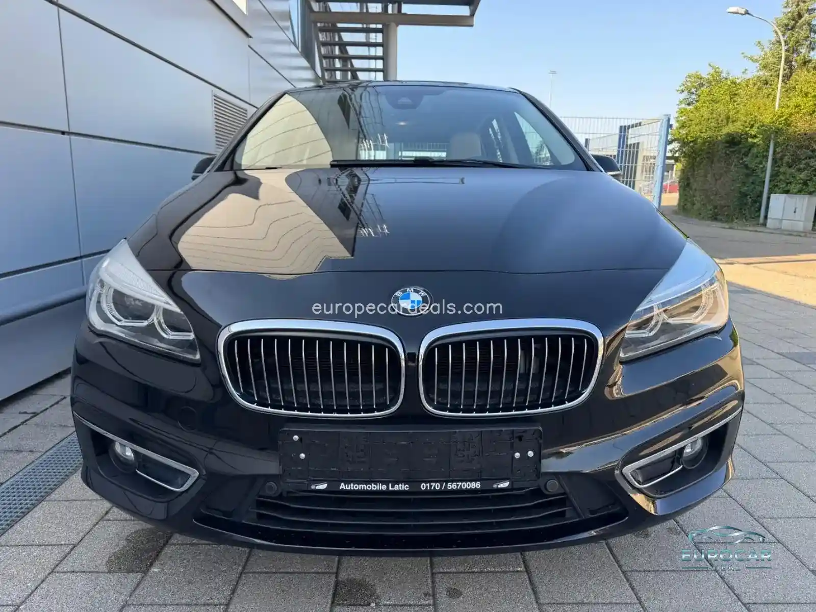 BMW 216