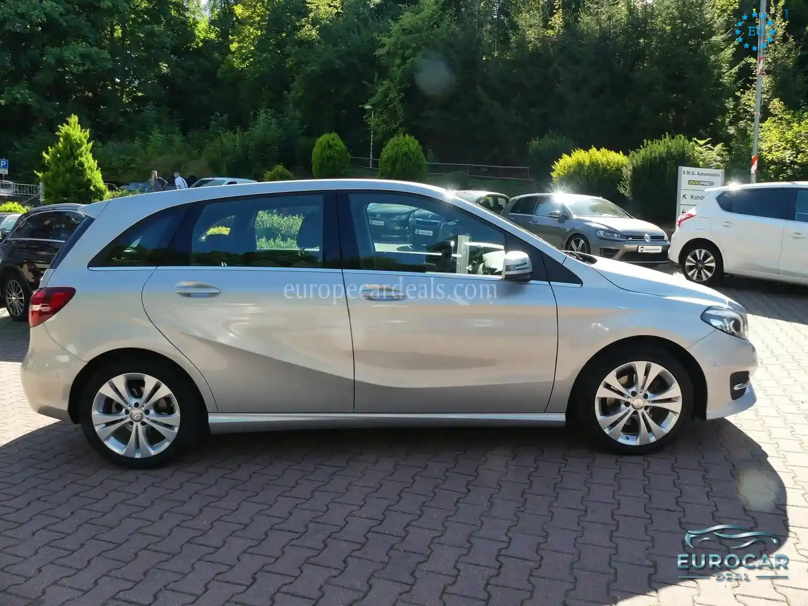 Mercedes-Benz B 200