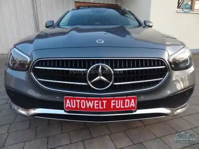 Mercedes-Benz E 400