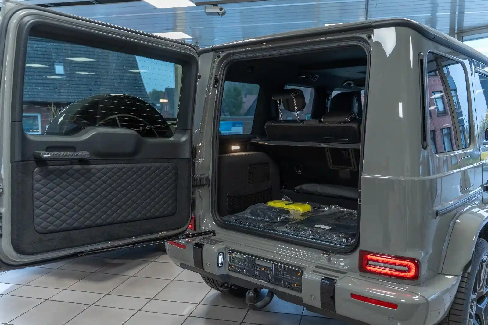 Mercedes-Benz G 500