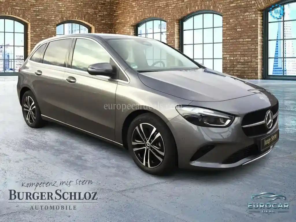 Mercedes-Benz B 180