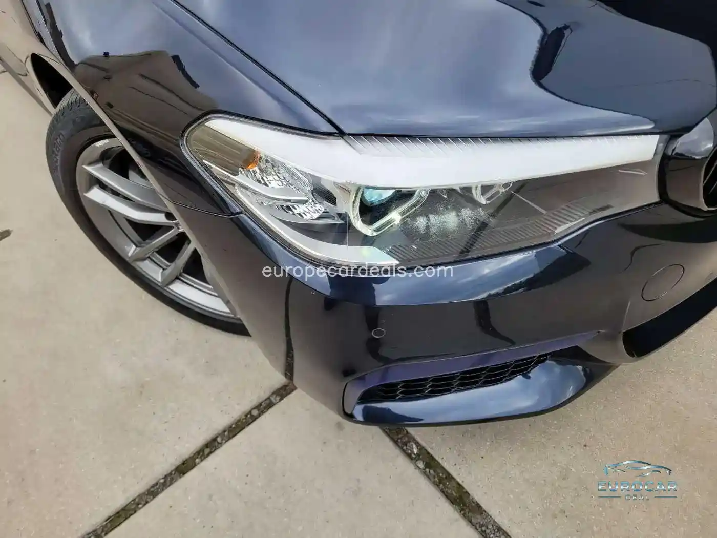 BMW 518