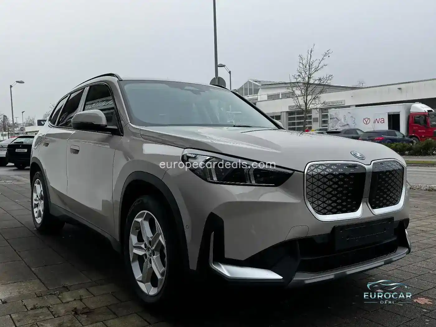 BMW iX1