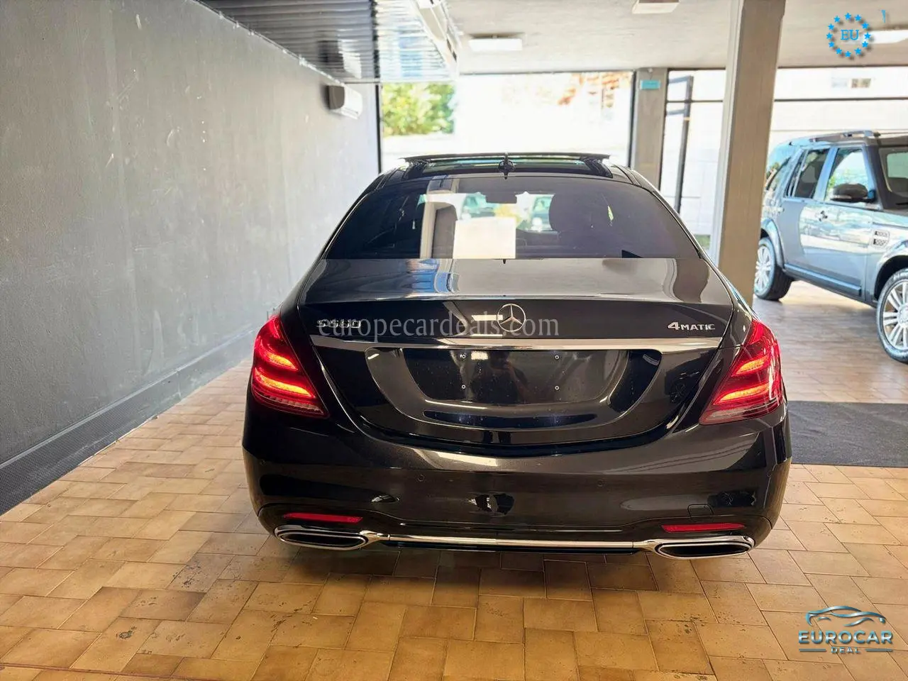 Mercedes-Benz S 560