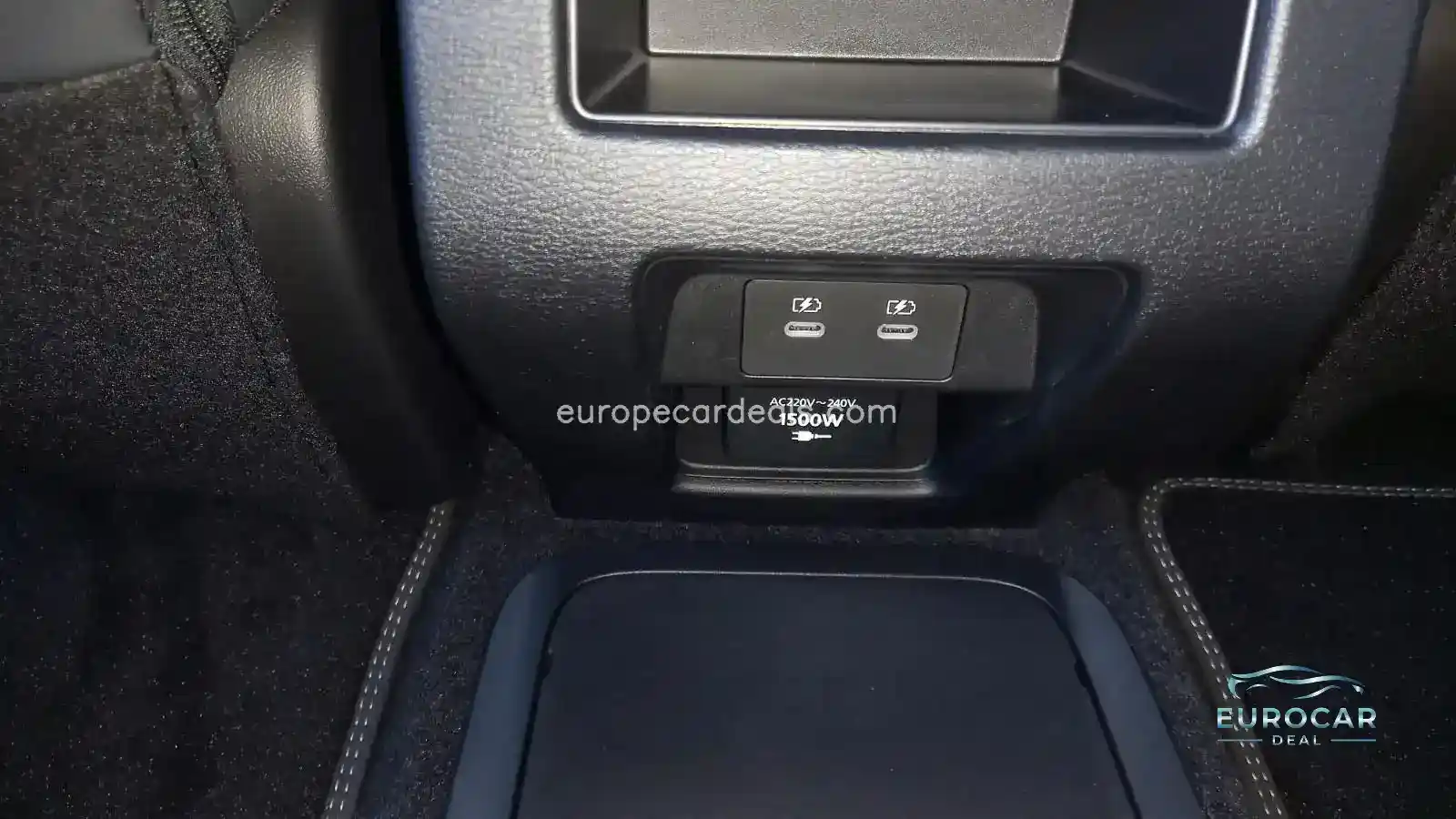 Mitsubishi Plug-in Hybrid Outlander