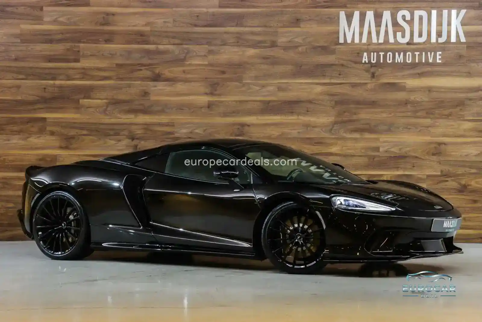 McLaren GT