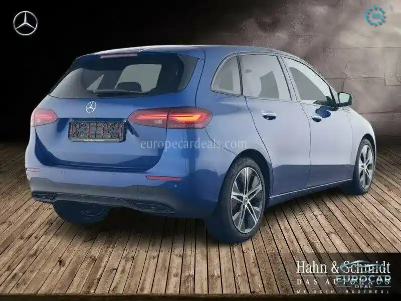 Mercedes-Benz B 200