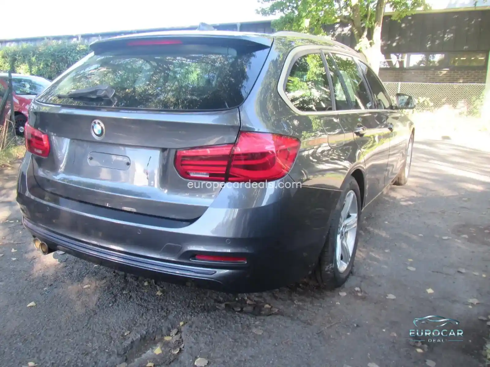 BMW 320