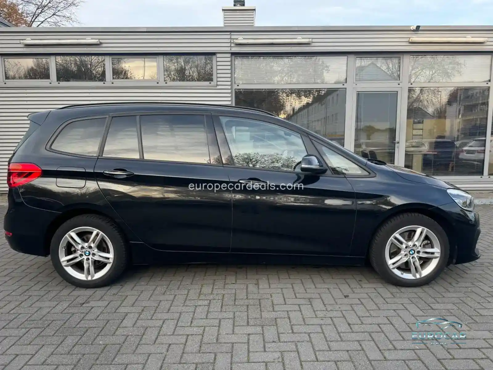 BMW 218