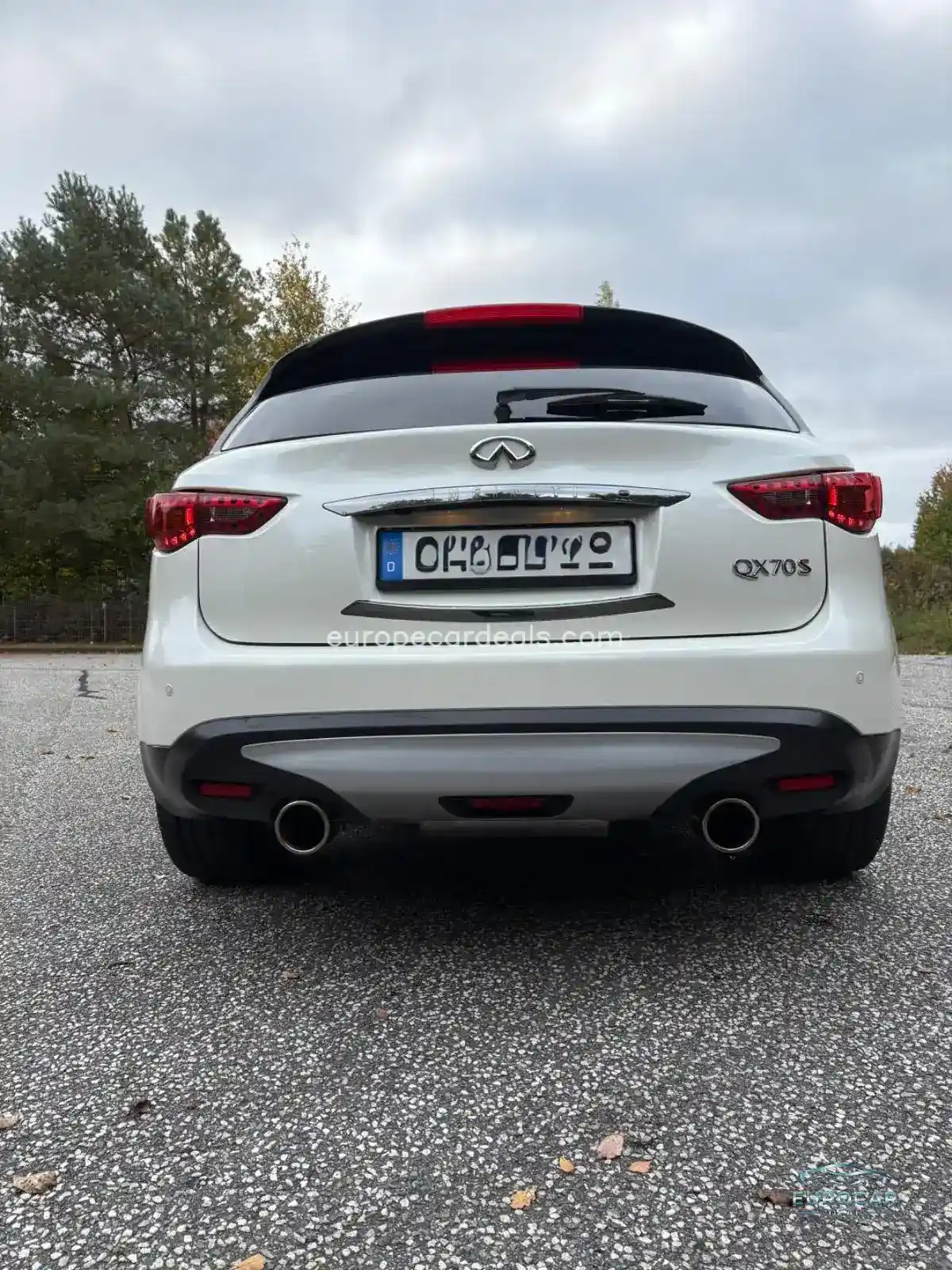Infiniti QX70