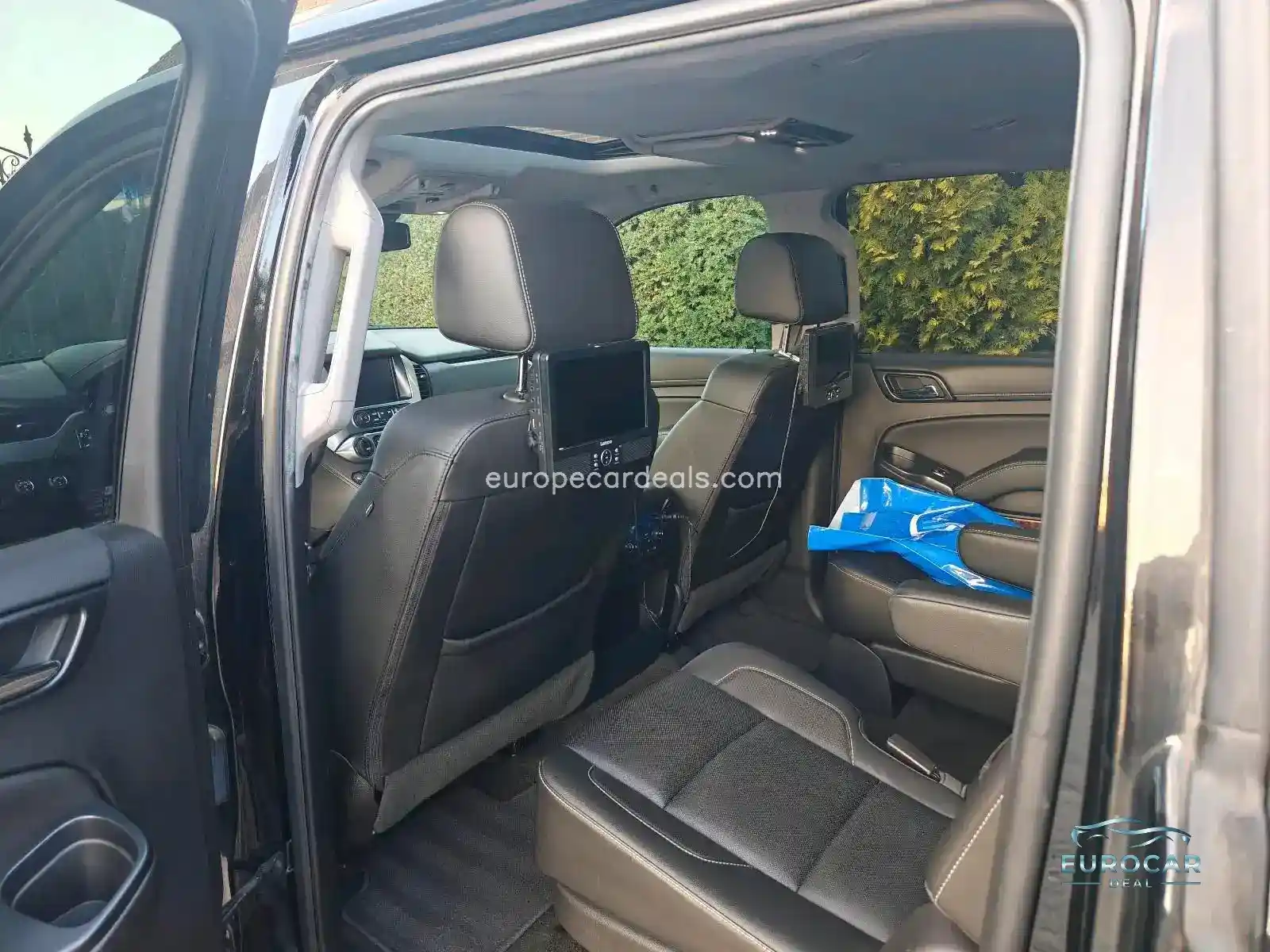 Chevrolet Suburban