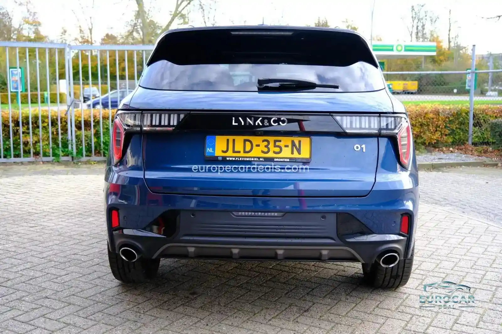 Lynk&Co 01