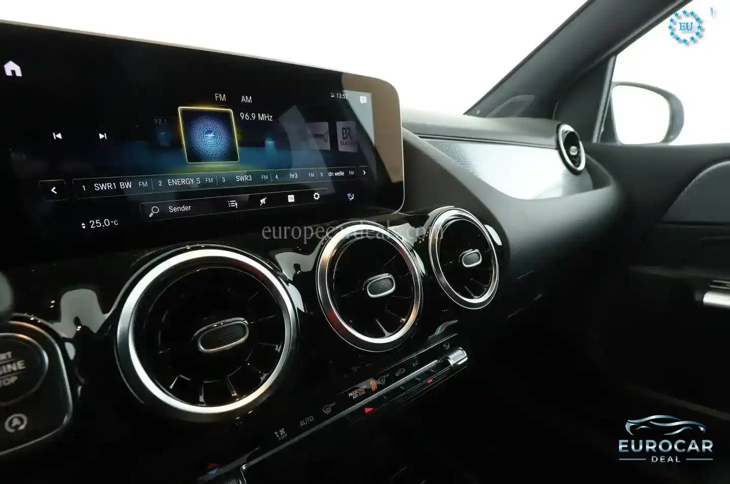 Mercedes-Benz B 220