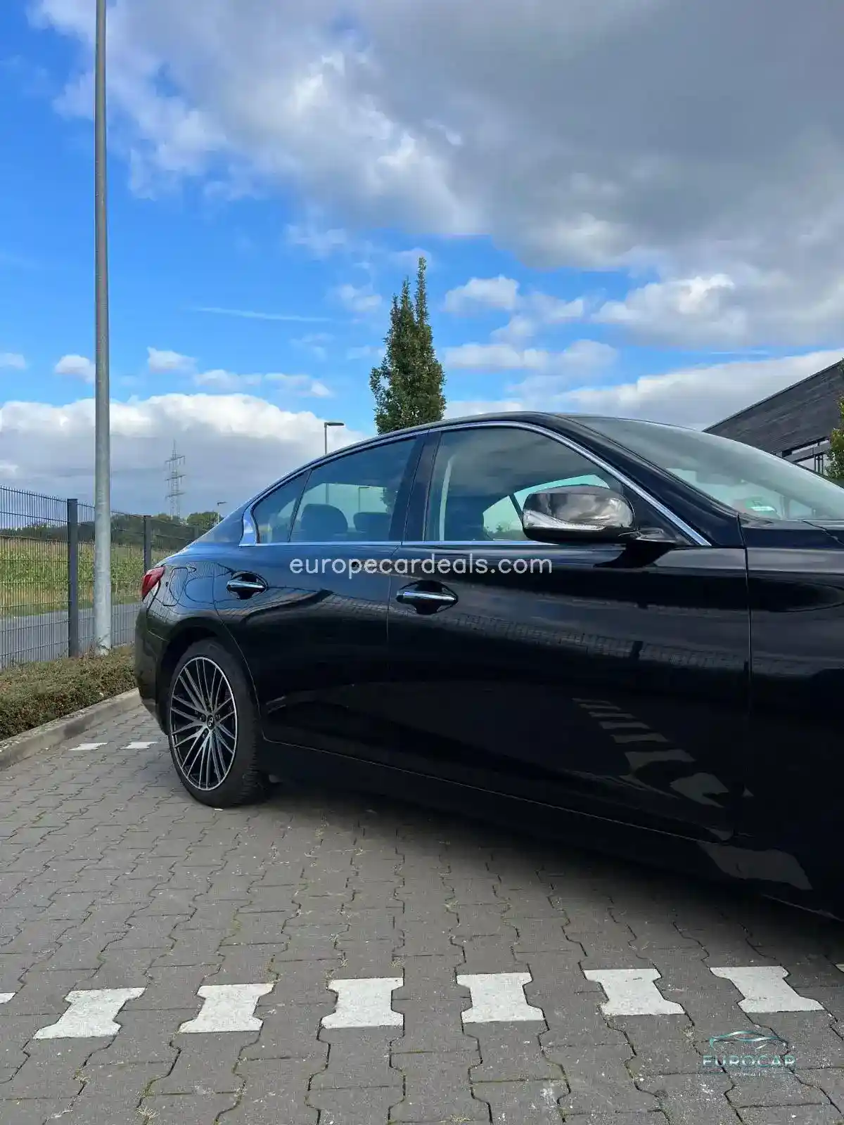 Infiniti Q50