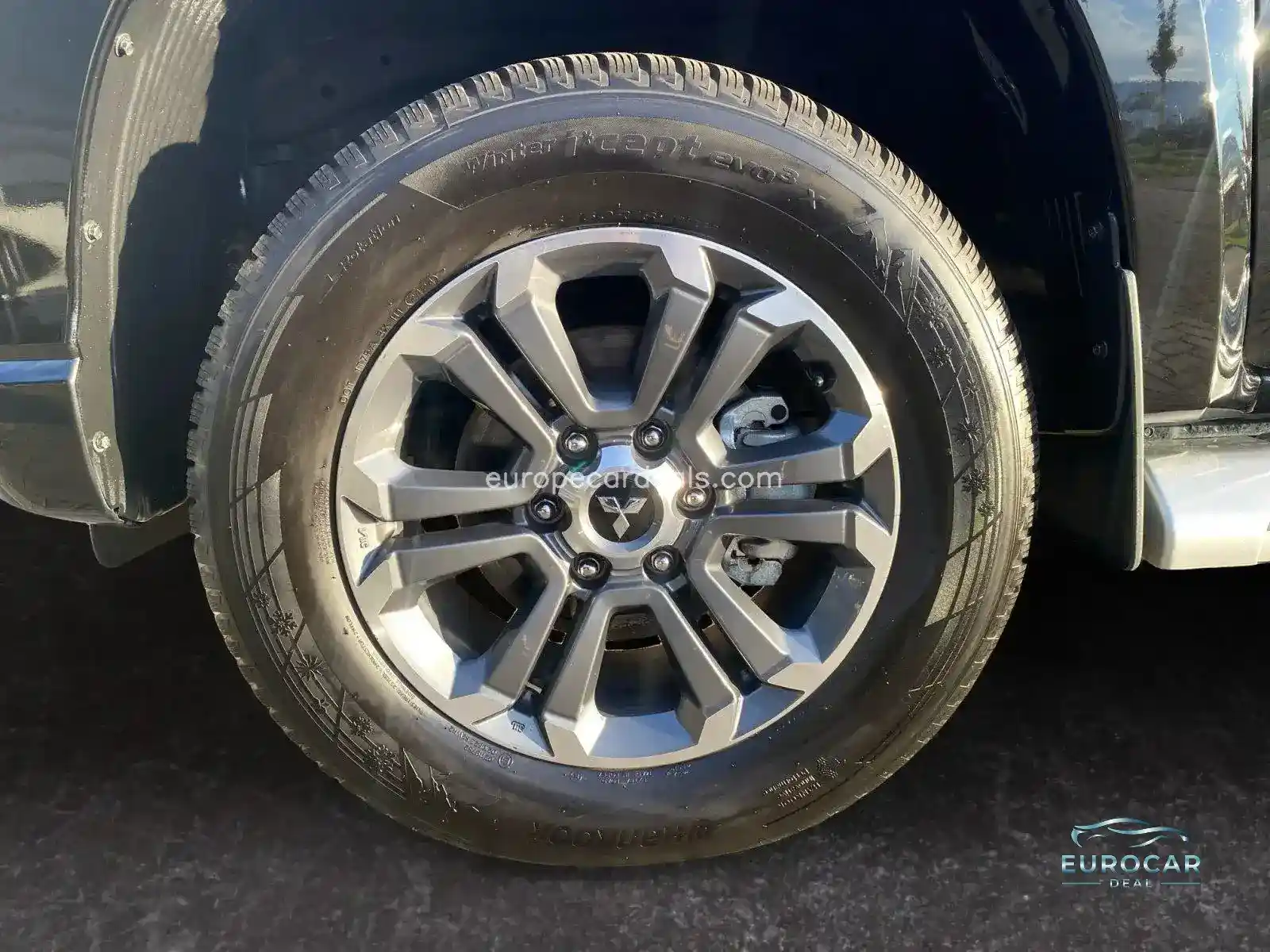 Mitsubishi L200