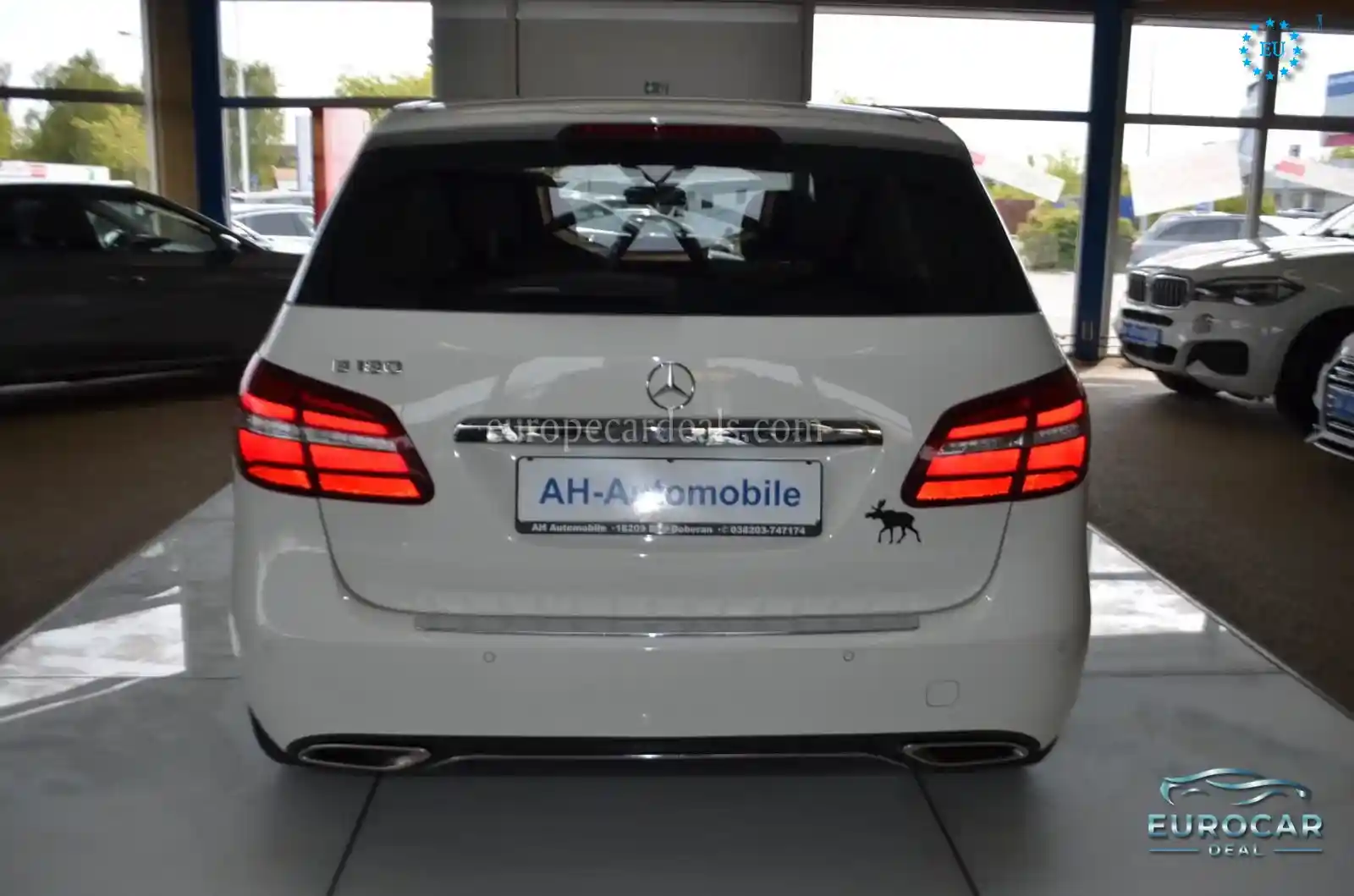 Mercedes-Benz B 180