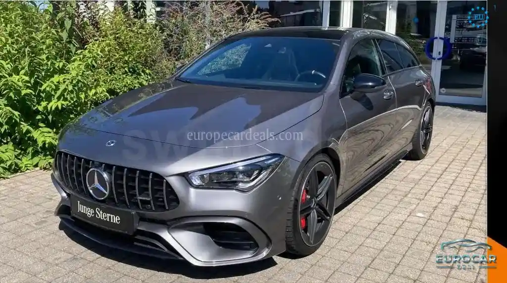 Mercedes-Benz CLA 45 AMG Shooting Brake