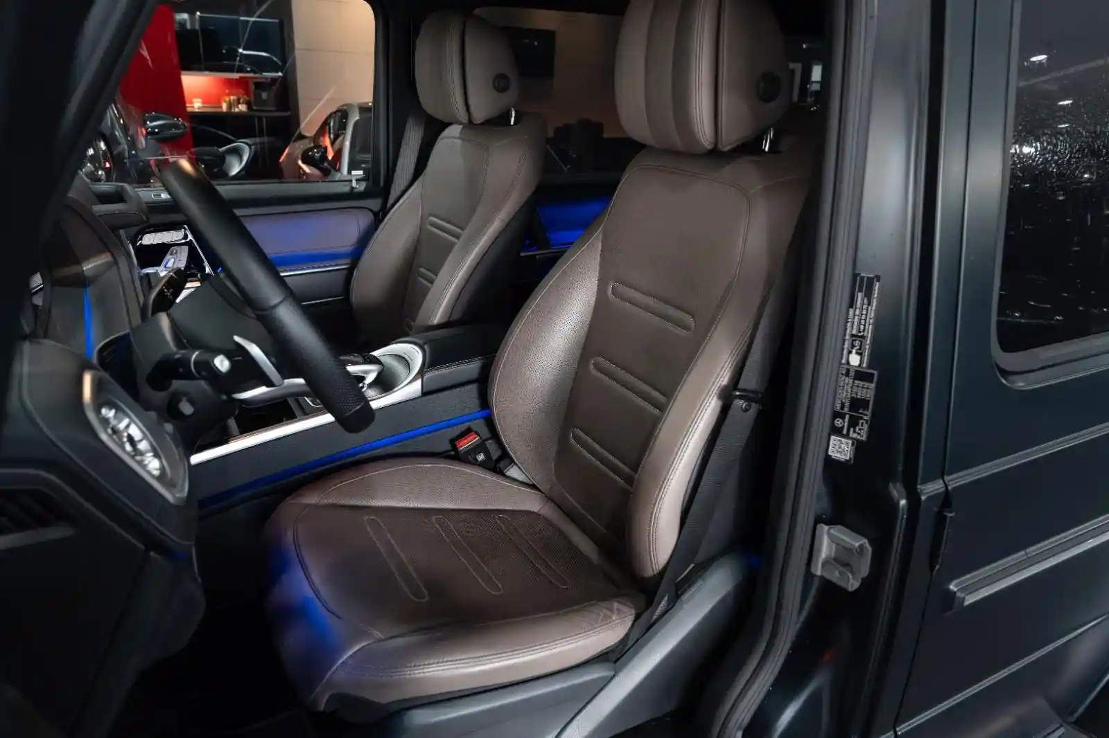 Mercedes-Benz G 500