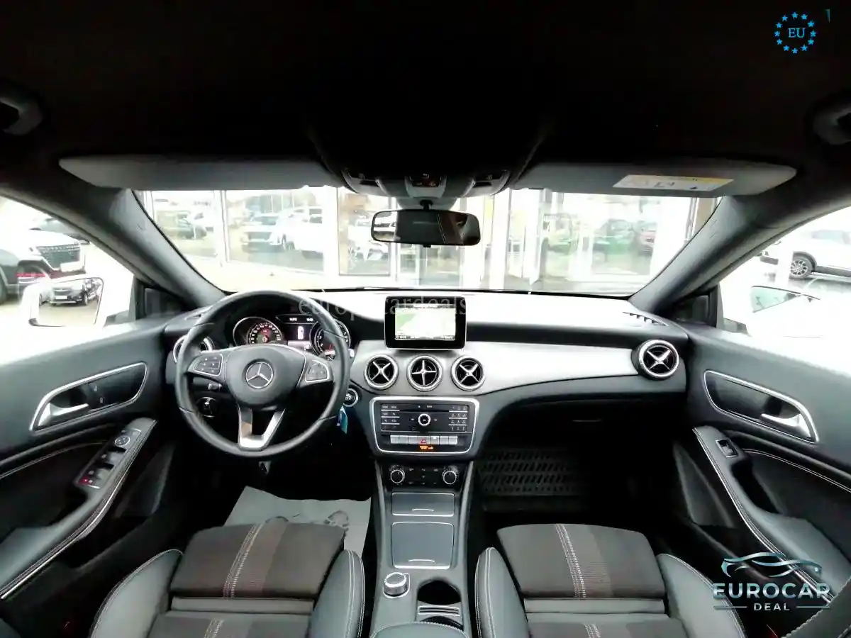 Mercedes-Benz CLA 180 Shooting Brake
