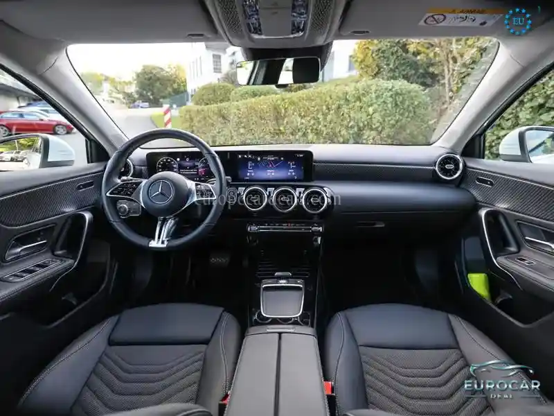 Mercedes-Benz A 220
