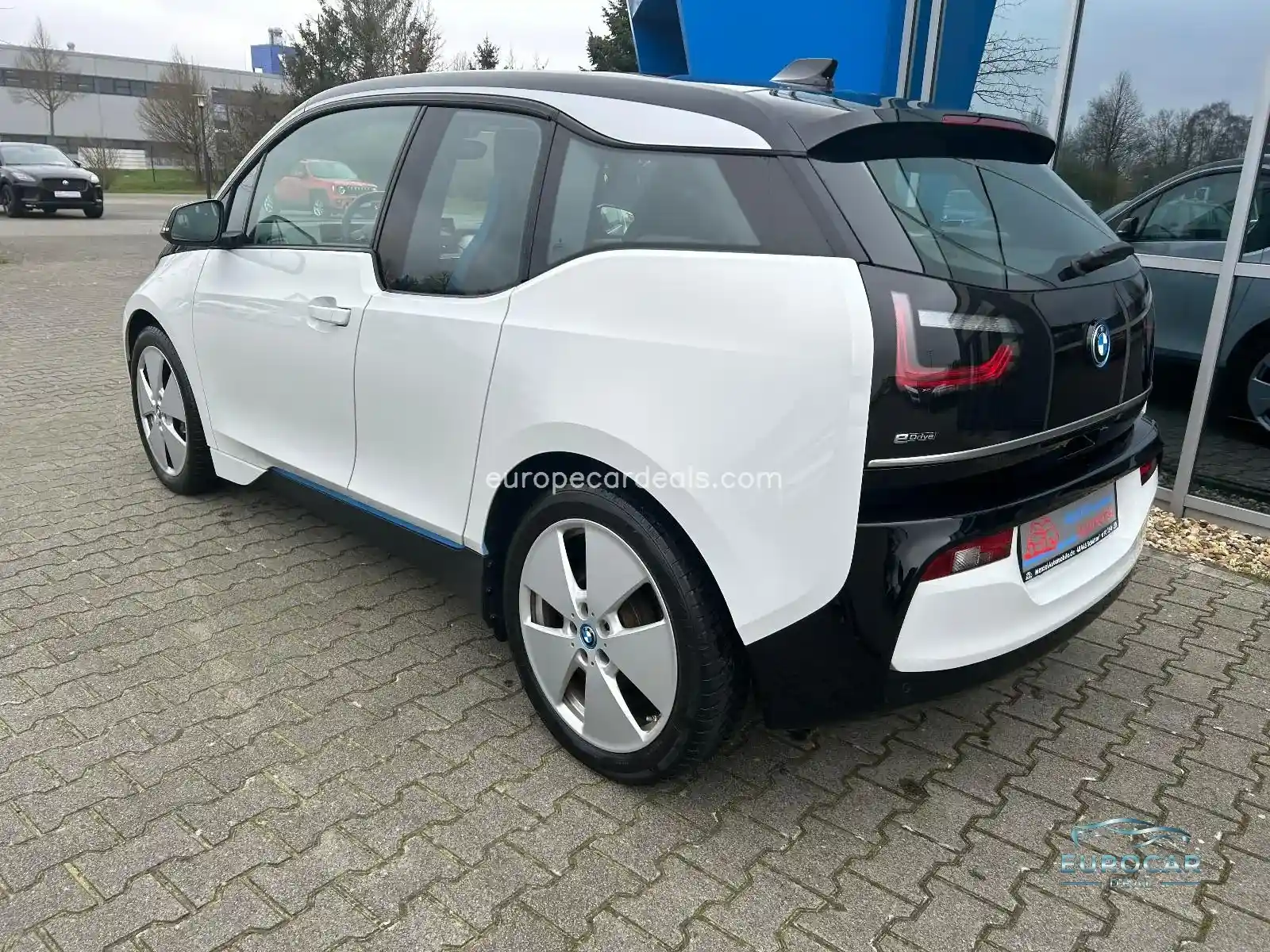BMW i3