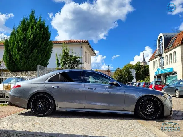 Mercedes-Benz S 400