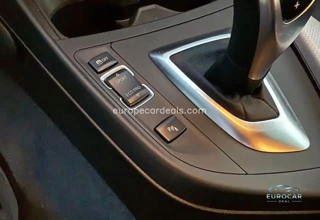 BMW 230