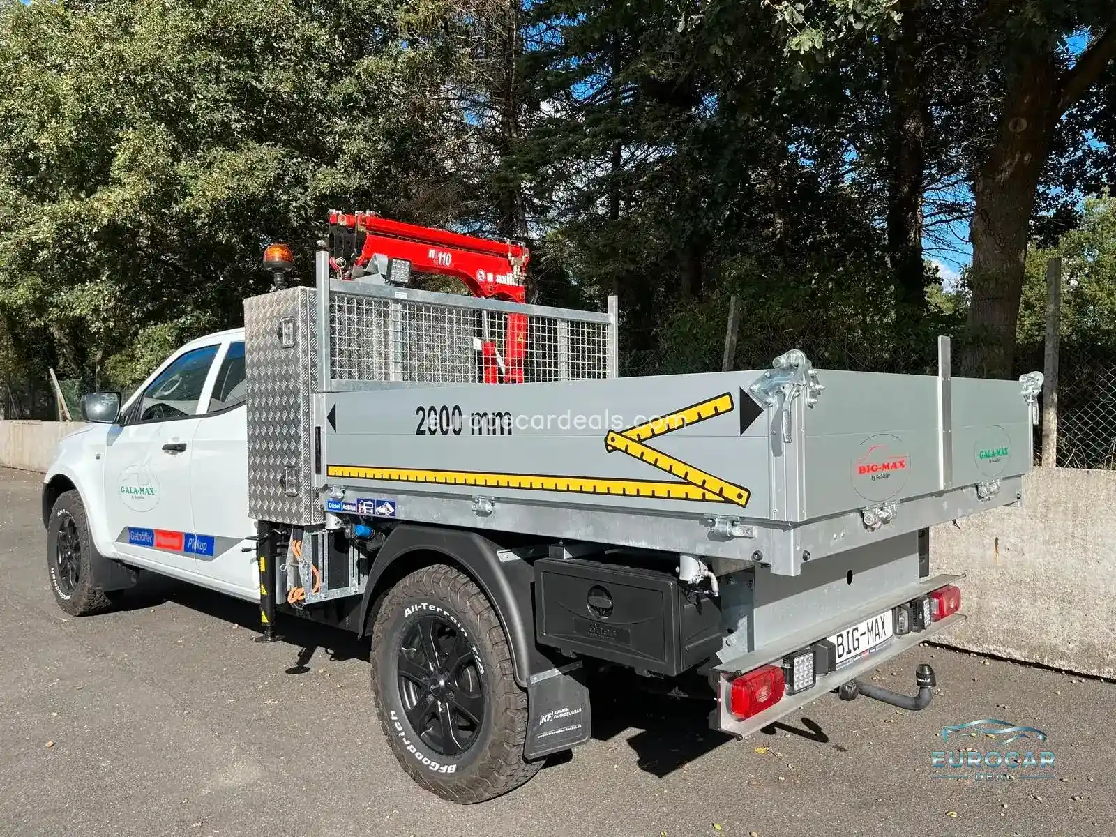 Space Cab L AT BIG-MAX L2 Kipper und Kran