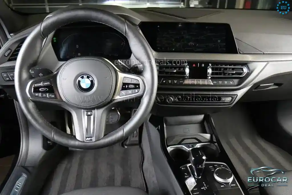 BMW 120