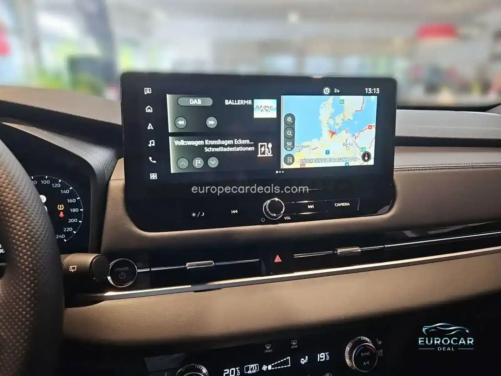 Mitsubishi Plug-in Hybrid Outlander