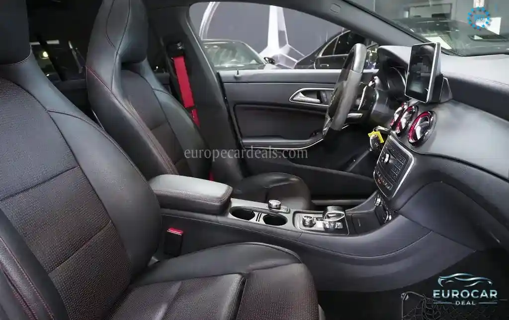 Mercedes-Benz CLA 45 AMG Shooting Brake