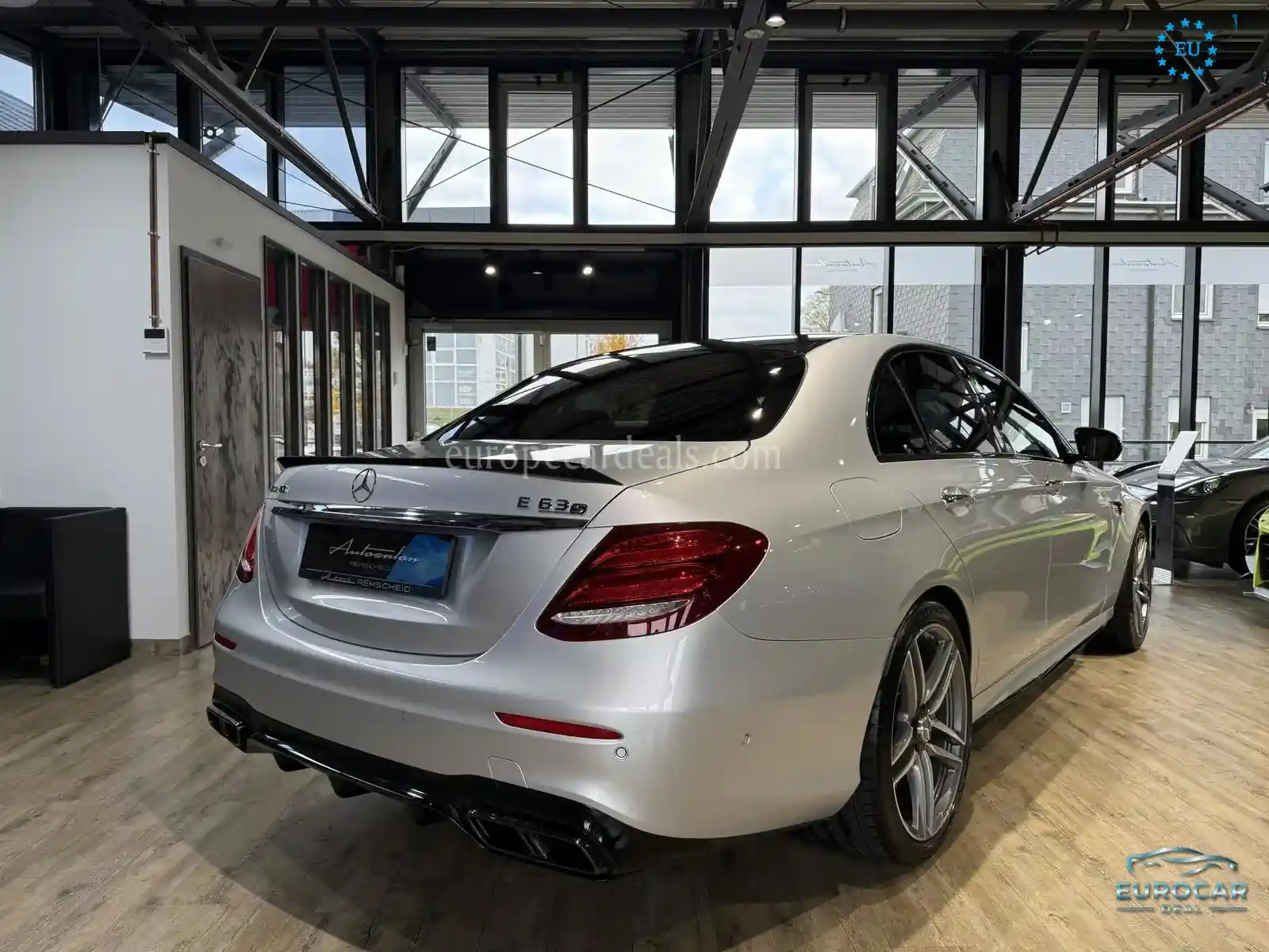 Mercedes-Benz E 63 AMG