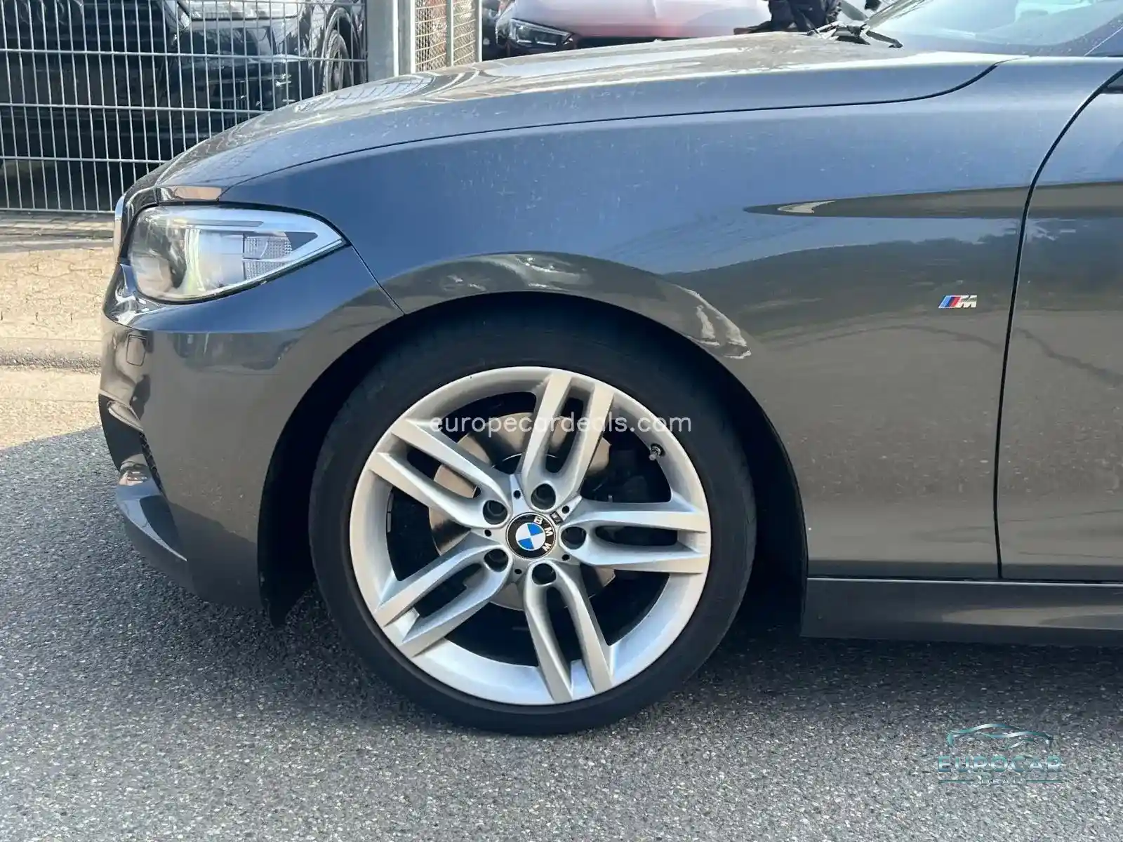 BMW 220
