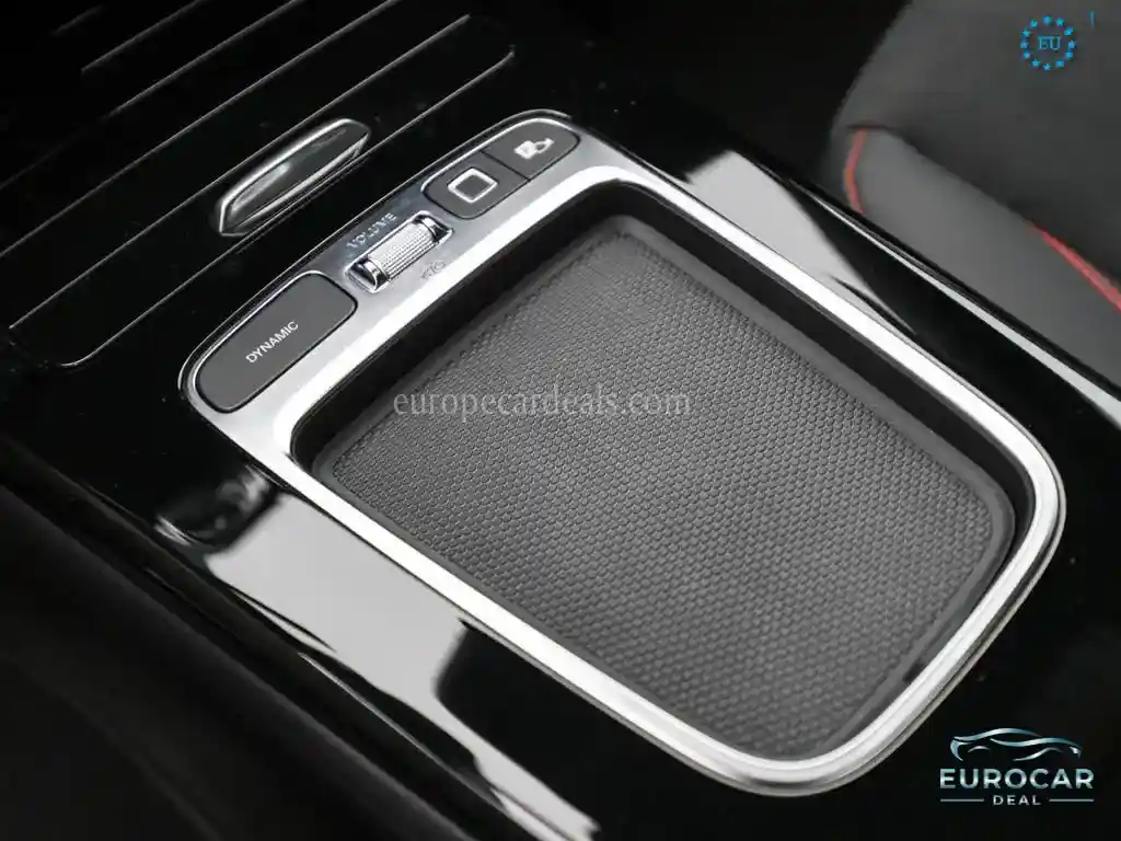 Mercedes-Benz CLA 220