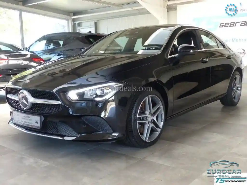 Mercedes-Benz CLA 220