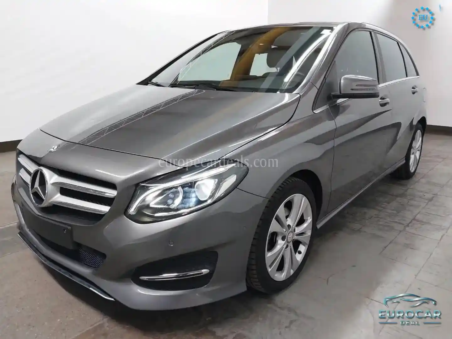 Mercedes-Benz B 180