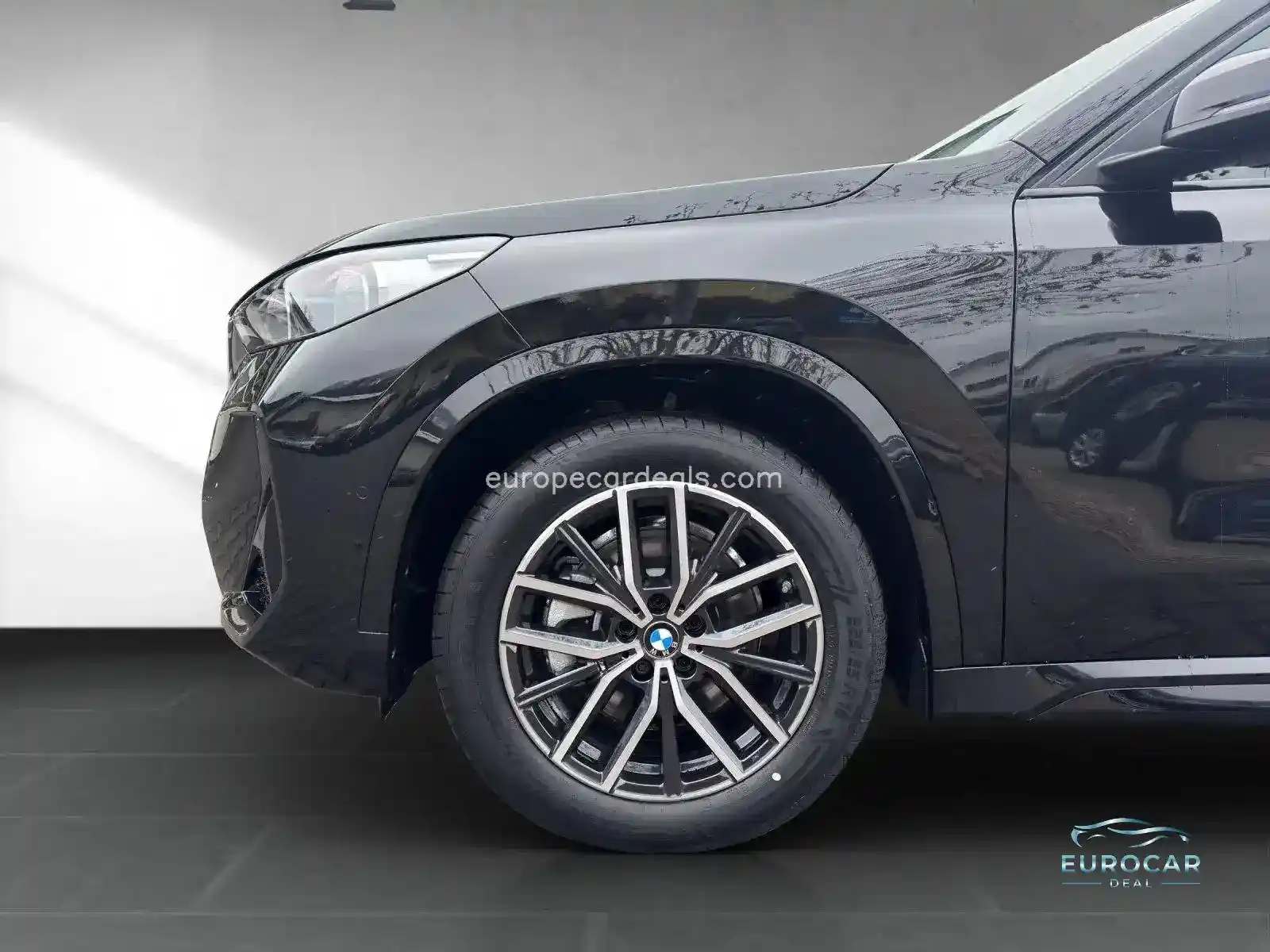 BMW iX1