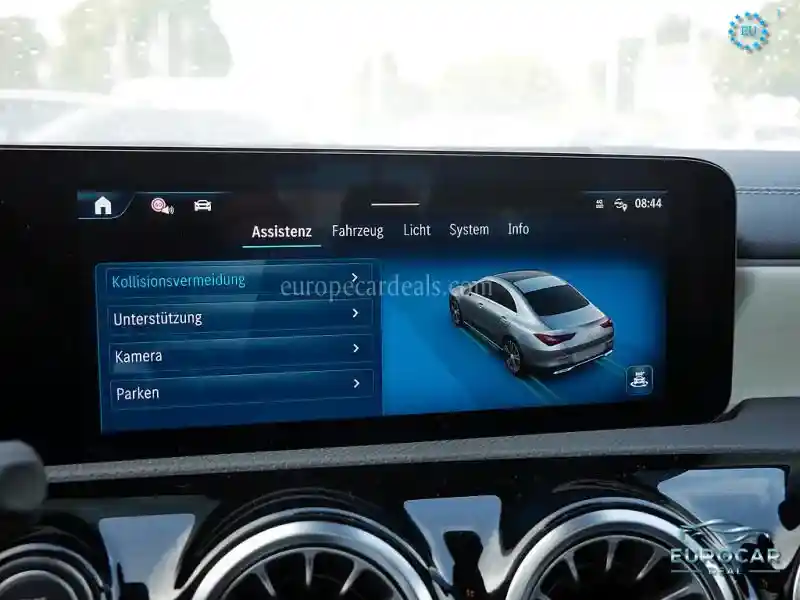 Mercedes-Benz CLA 200