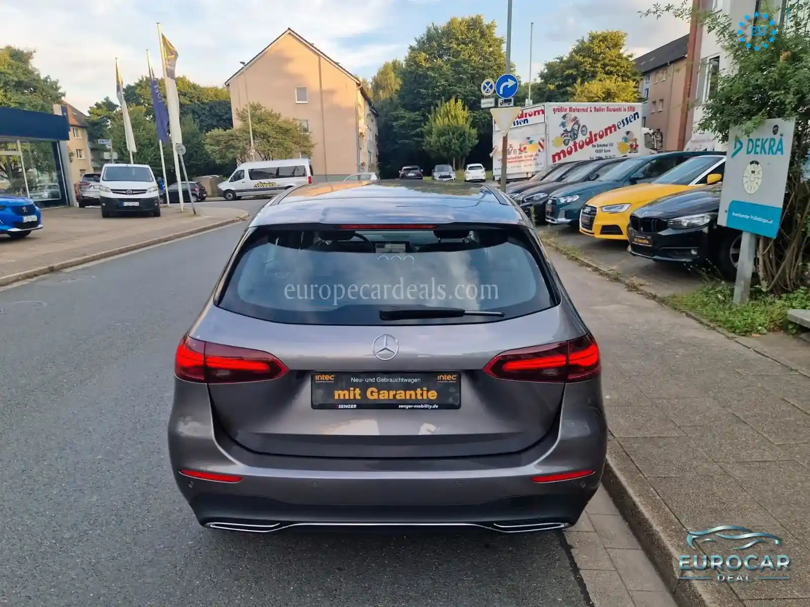 Mercedes-Benz B 220