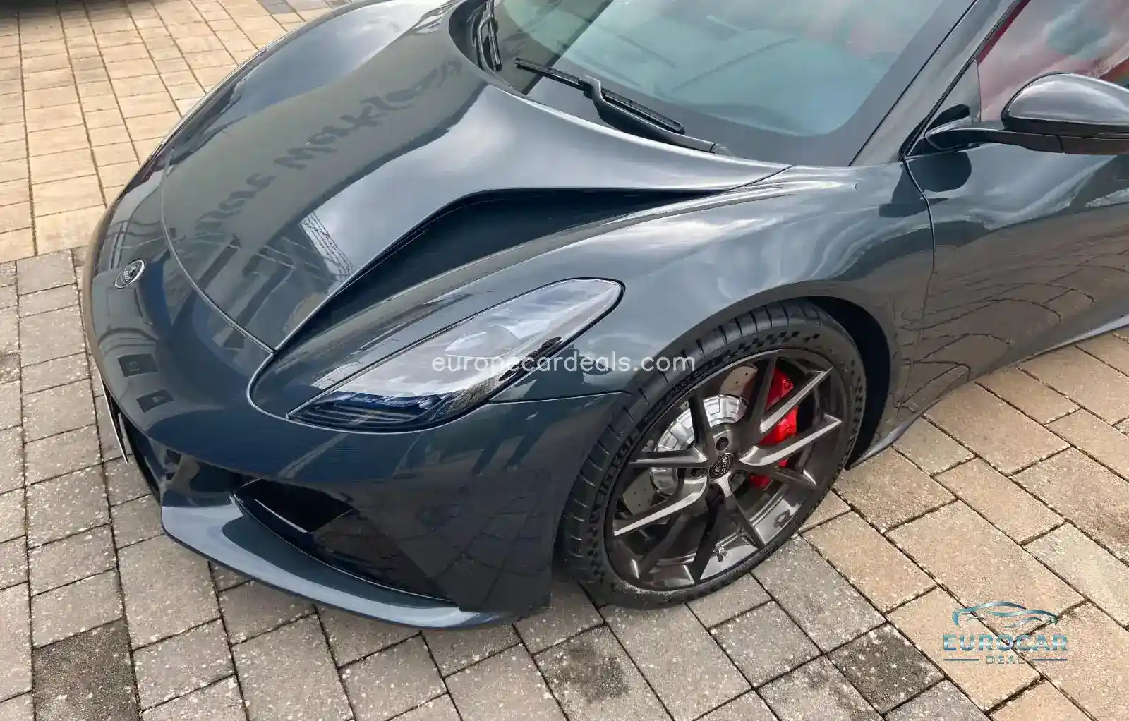 Lotus Emira
