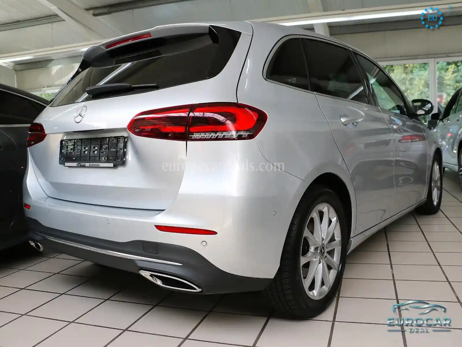 Mercedes-Benz B 200