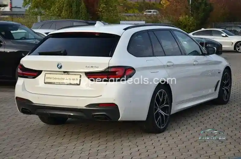 BMW 530