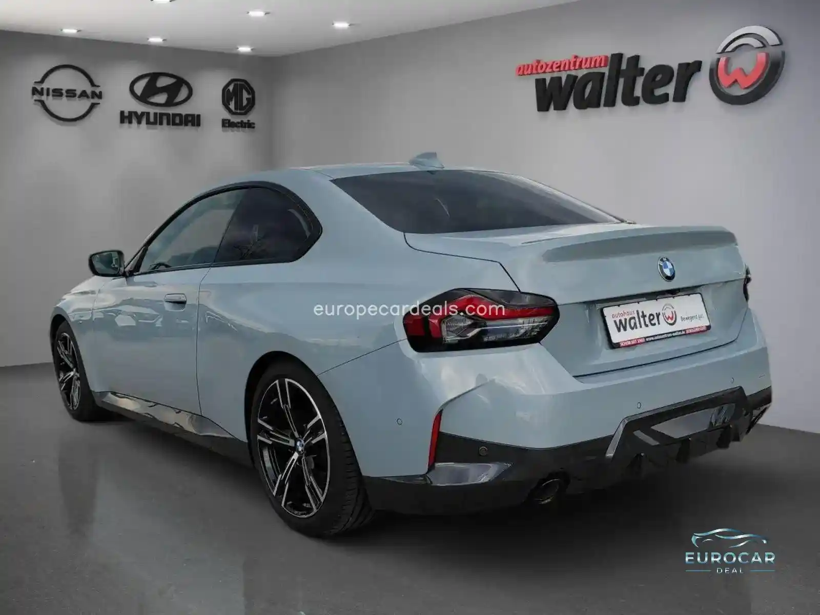 BMW 220