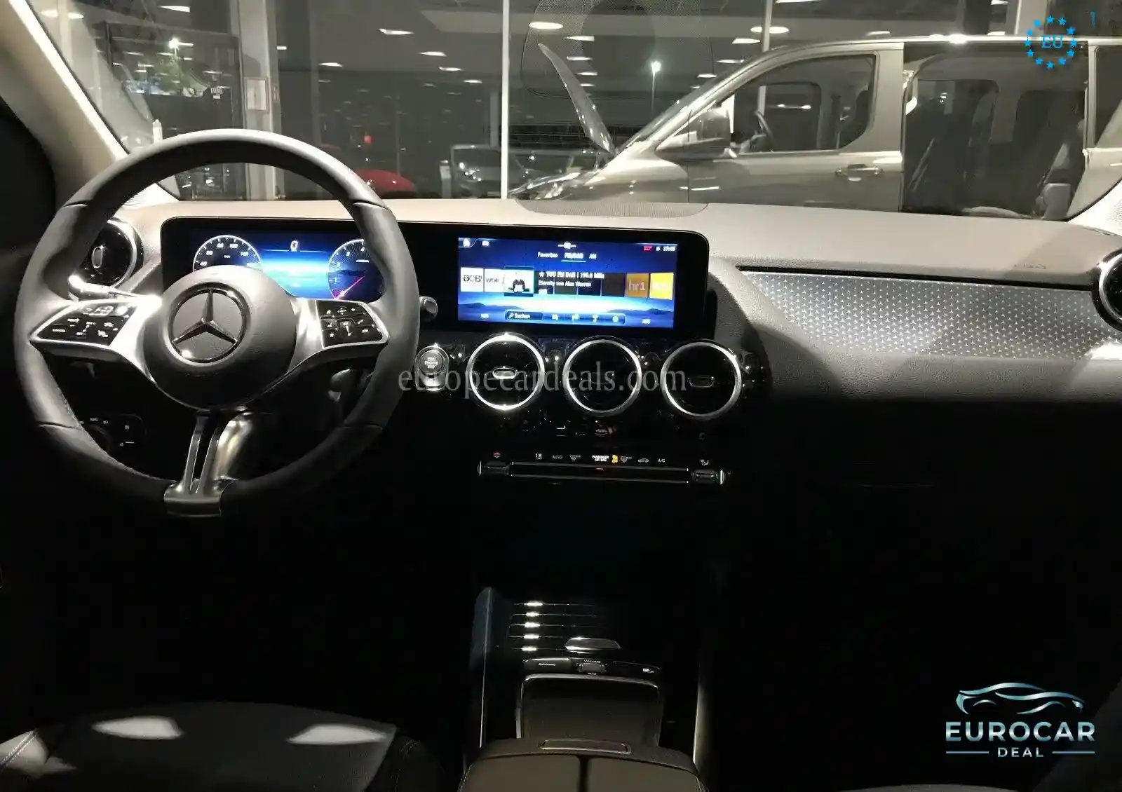 Mercedes-Benz B 180